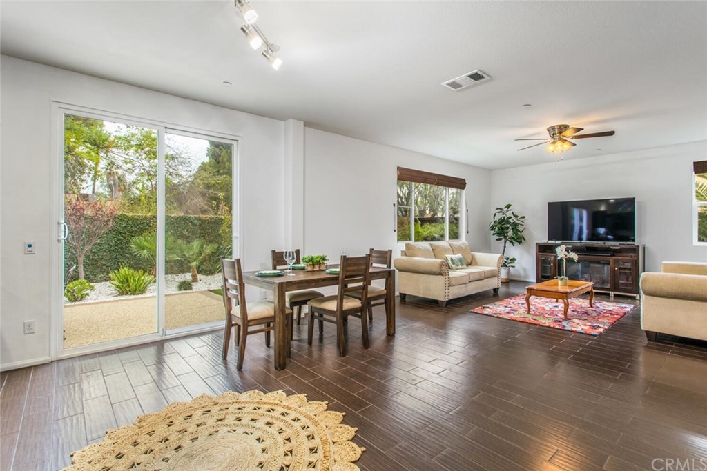 8251 Perla Drive Riverside, CA 92504 - Photo 3 of 38