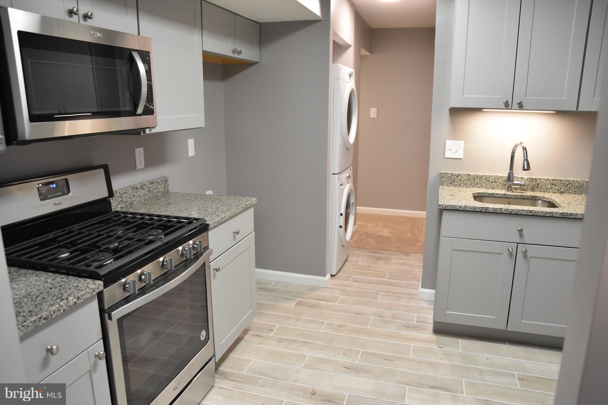 2010 Colts Neck Road, Unit 1B Reston, VA 20191 - Photo 6 of 26 Kitchen