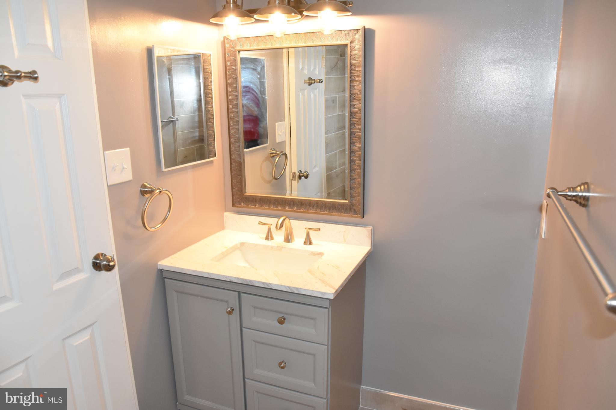 2010 Colts Neck Road, Unit 1B Reston, VA 20191 - Photo 9 of 26 Kitchen