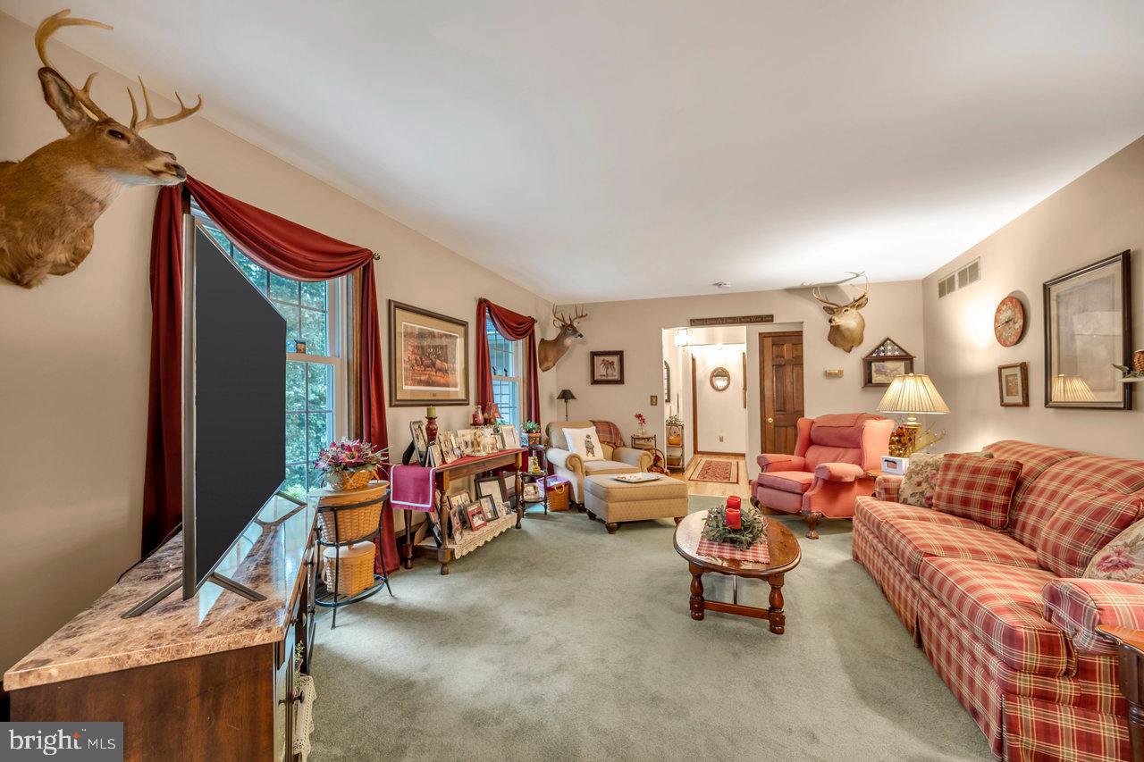36 Rues Road Allentown, NJ 08501 - Photo 19 of 32