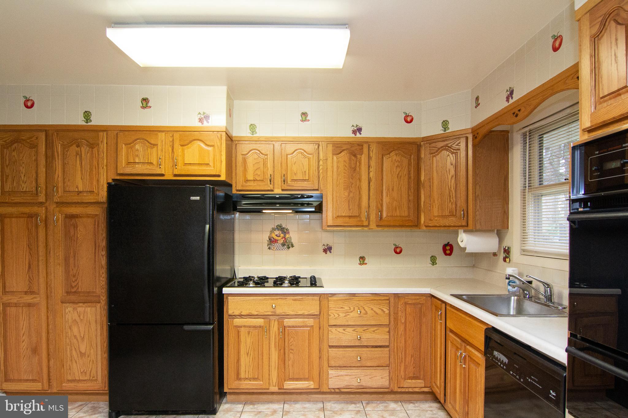 116 Strongwood Road Owings Mills, MD 21117 - Photo 12 of 32 Updated Eat In Kitchen