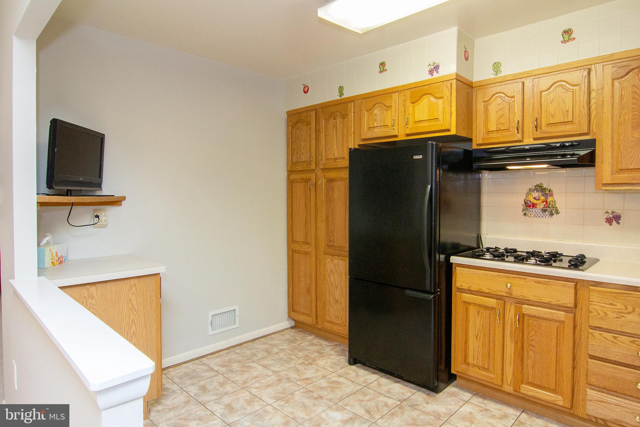 116 Strongwood Road Owings Mills, MD 21117 - Photo 14 of 32 Kitchen With Table Space