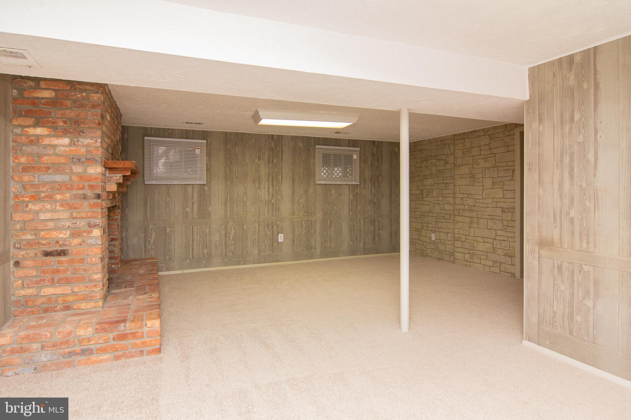 116 Strongwood Road Owings Mills, MD 21117 - Photo 23 of 32 Family Room
