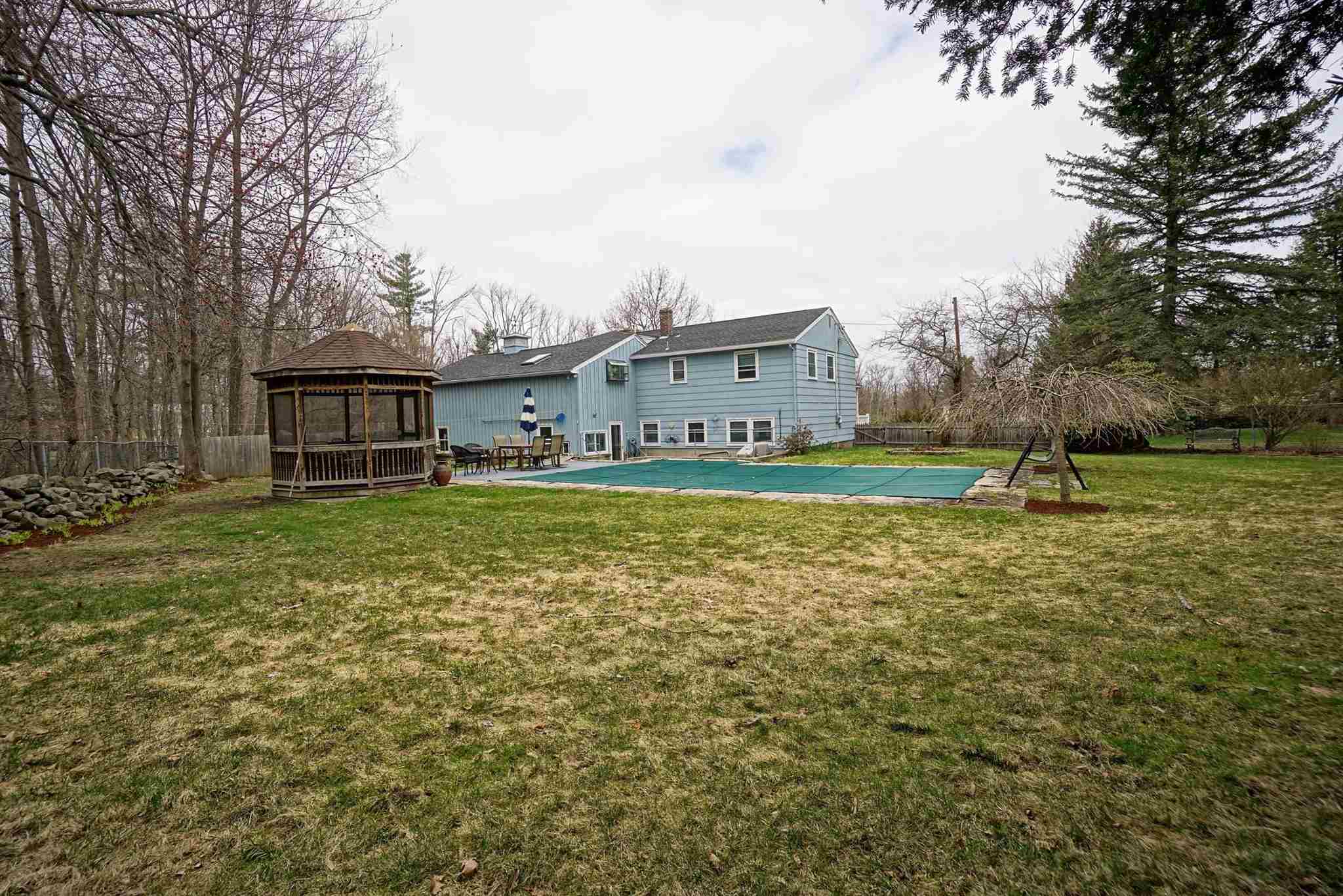 18 Gloria Road Salem, NH 03079 - Photo 16 of 38 Gallery Image 16