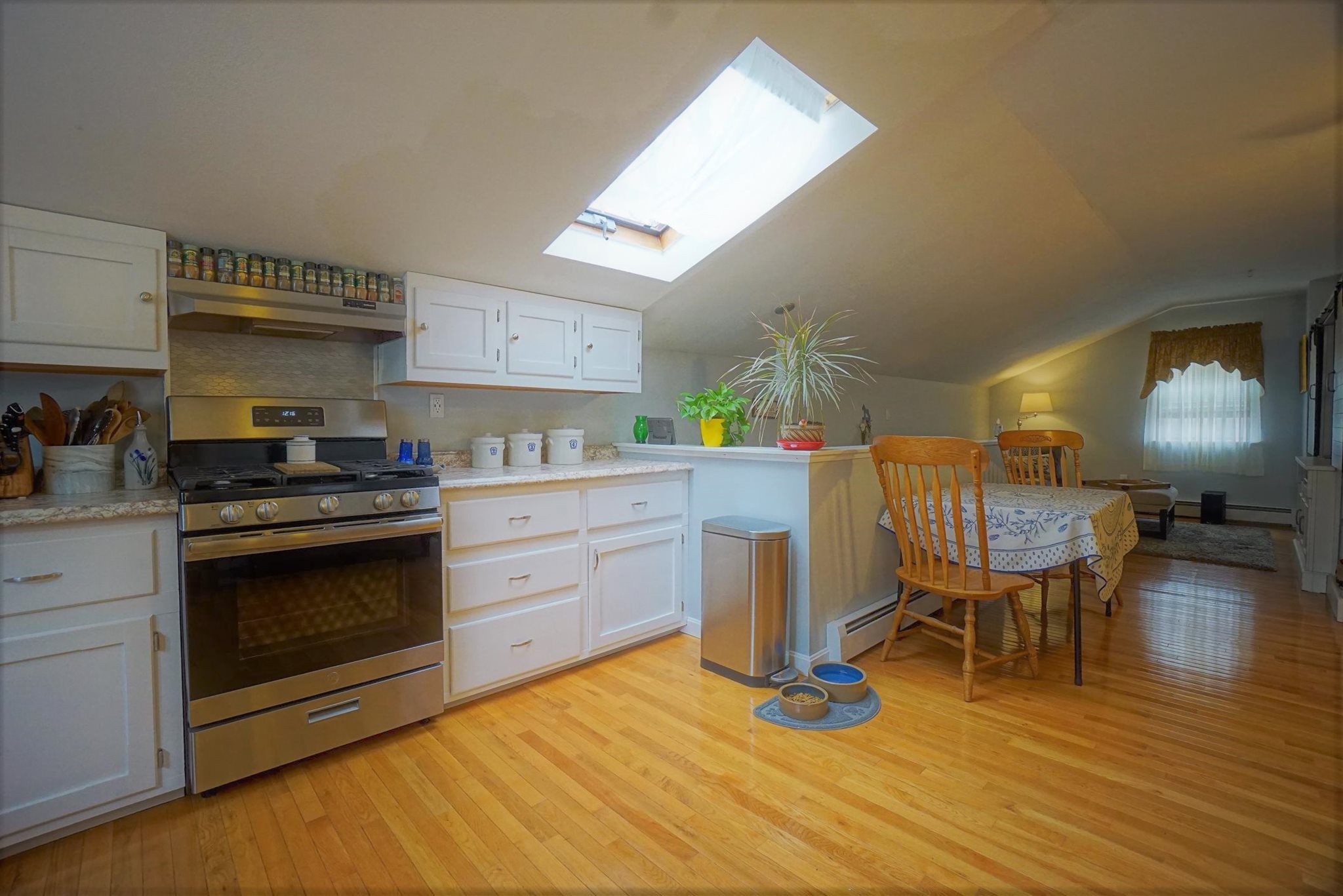 18 Gloria Road Salem, NH 03079 - Photo 22 of 38 Gallery Image 22