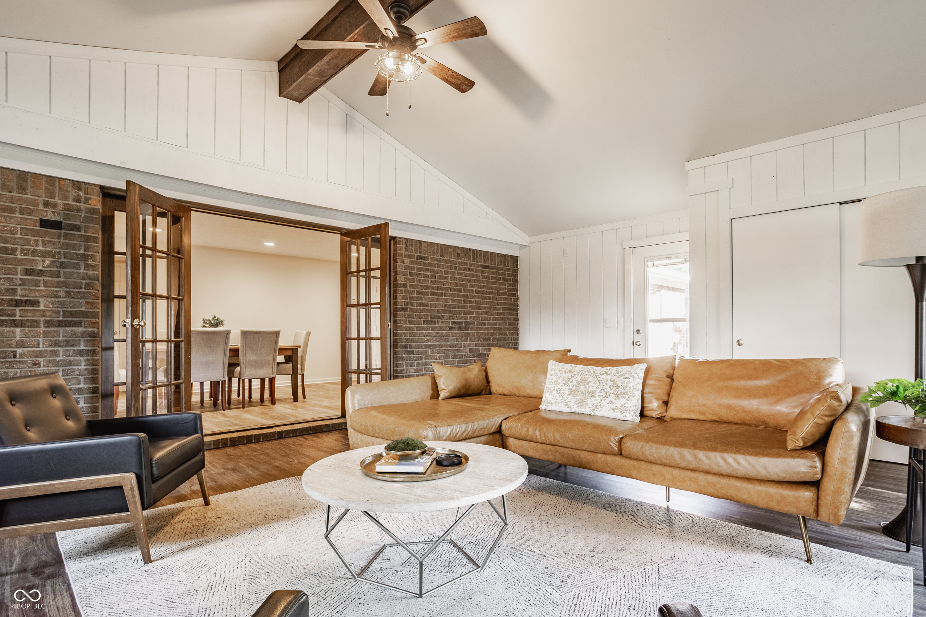 9649 Sycamore Road Carmel, IN 46032 - Photo 4 of 19