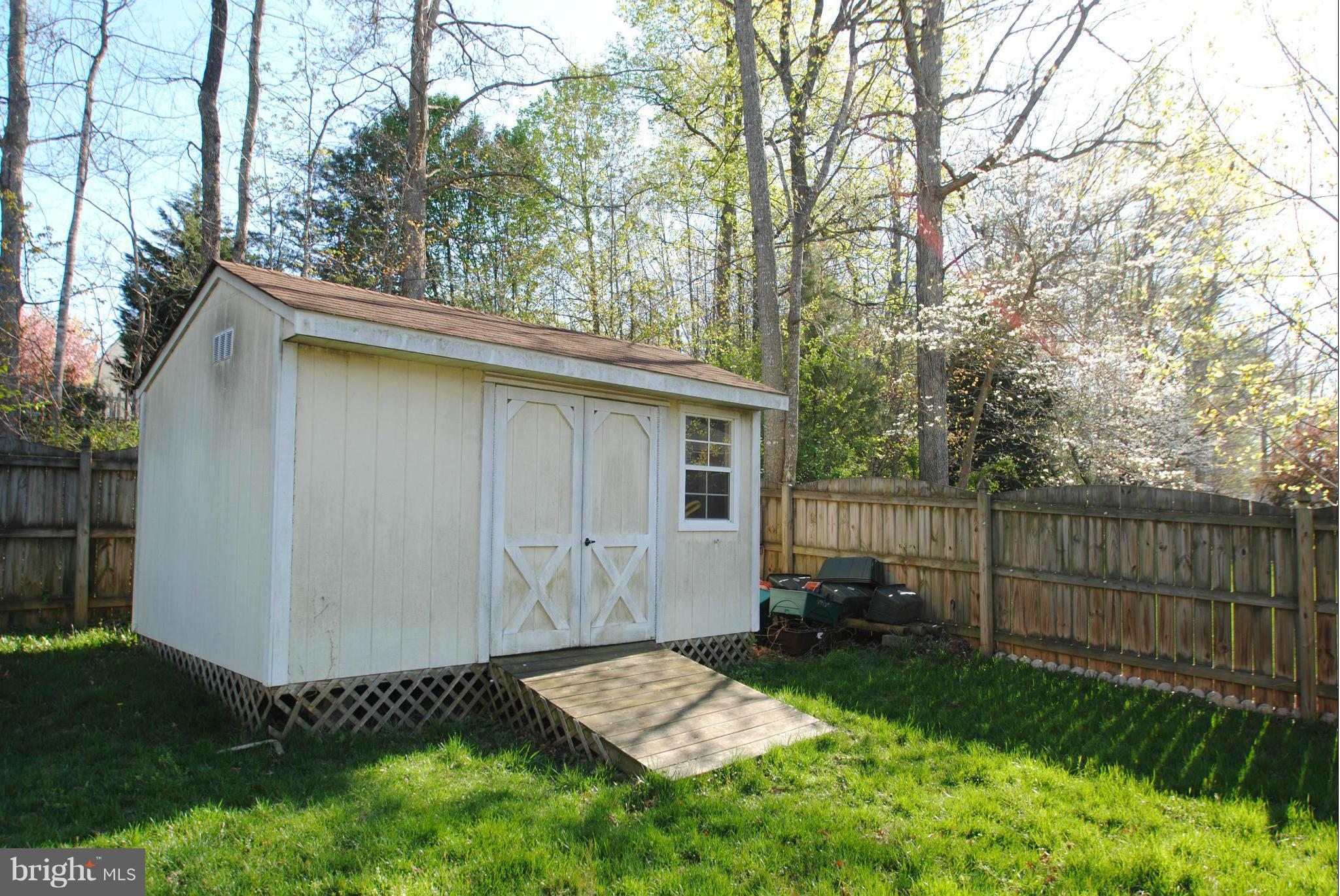 266 Choptank Road Stafford, VA 22556 - Photo 6 of 18 Exterior (Rear)