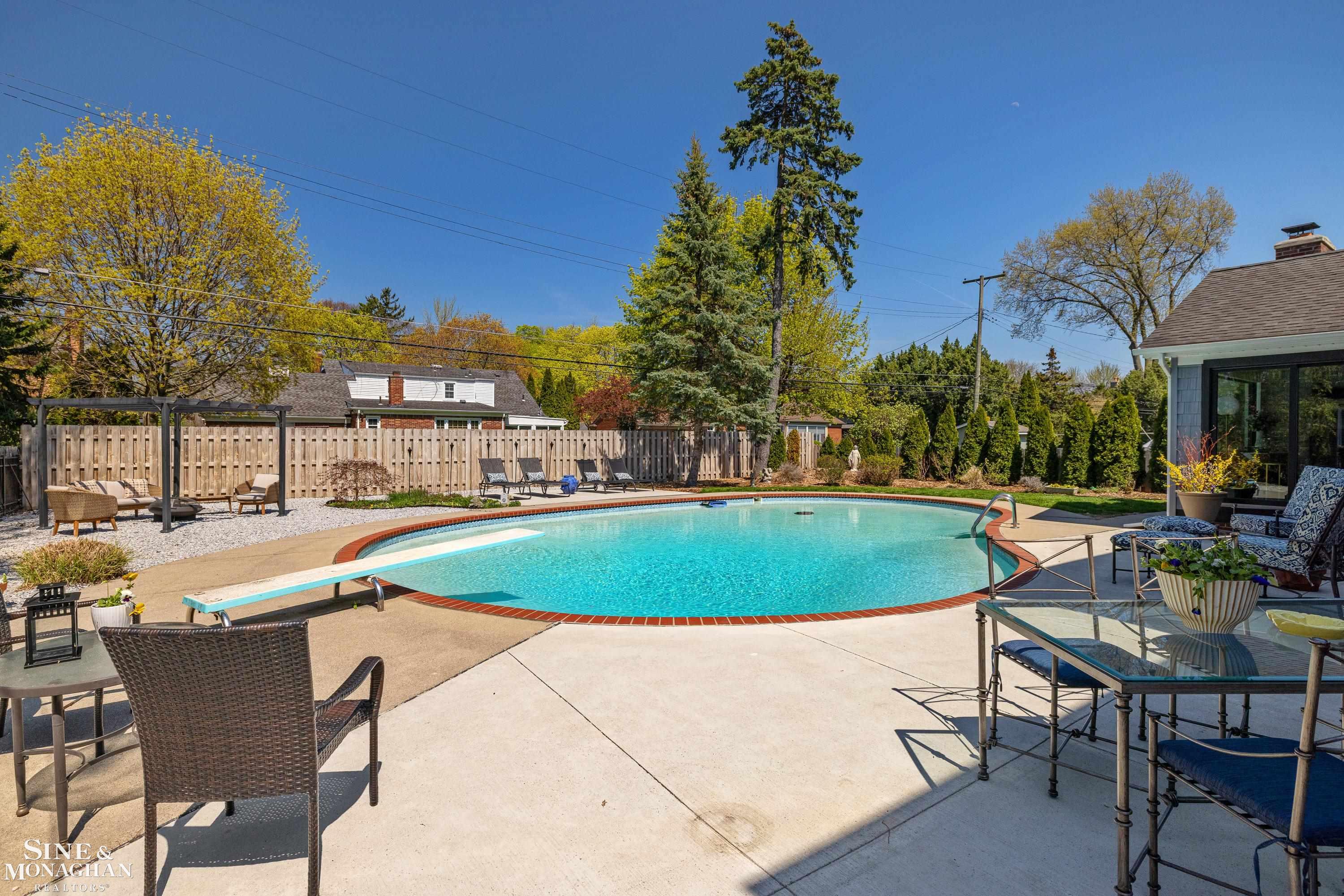 56 Hampton Road Grosse Pointe Shores, MI 48236 - Photo 35 of 47