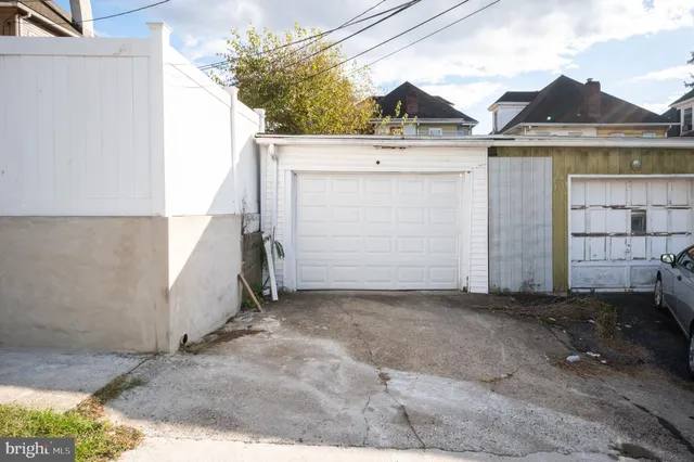 a view of a house with a outdoor space