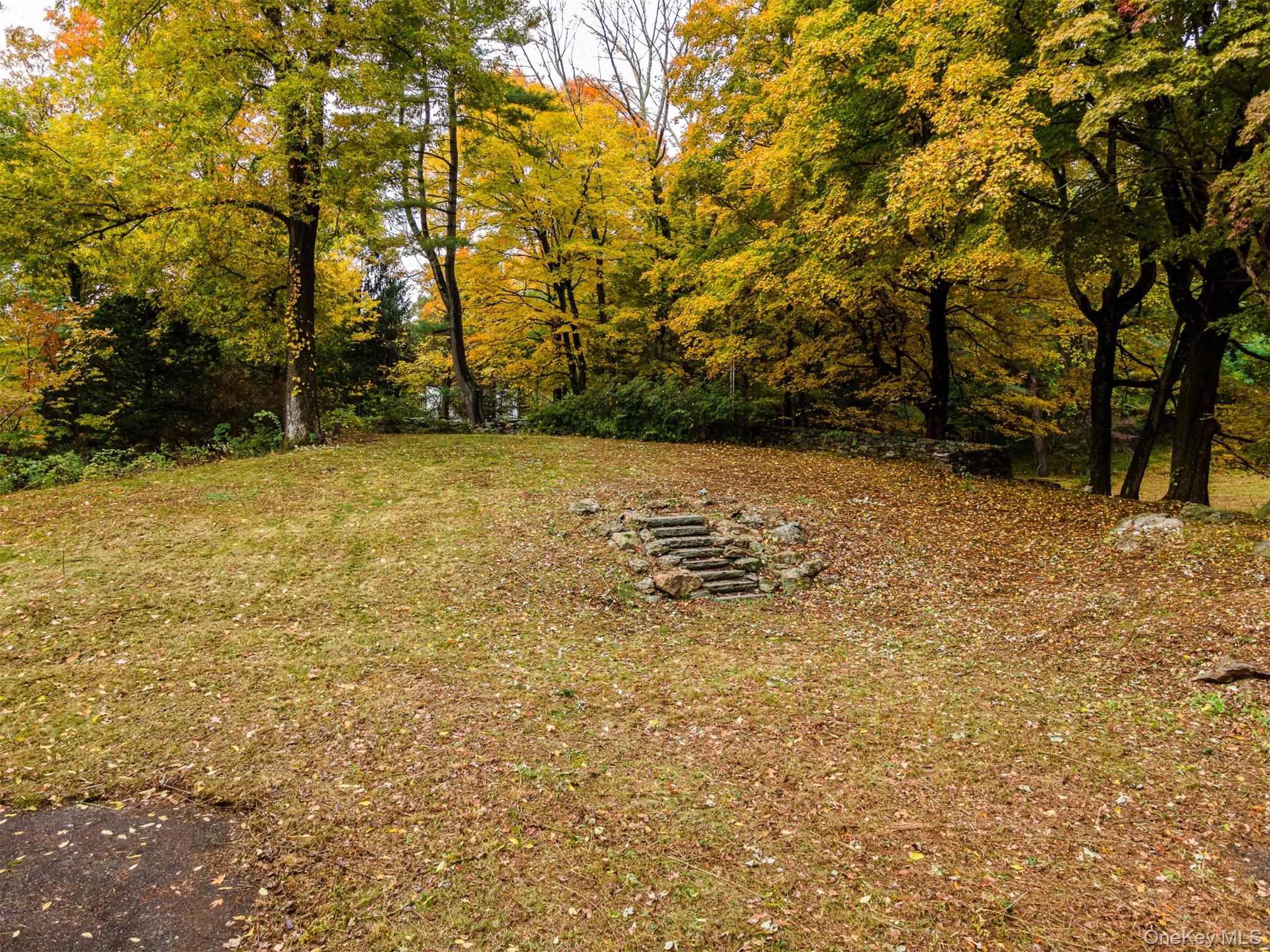 115 Old Roaring Brook Road Mount Kisco, NY 10549 - Photo 20 of 25