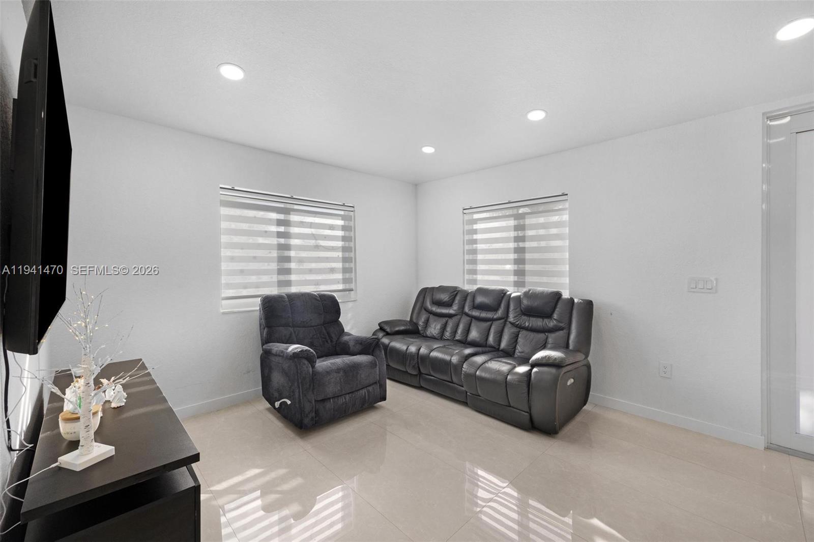 25265 Southwest 133rd Avenue Homestead, FL 33032 - Photo 5 of 58