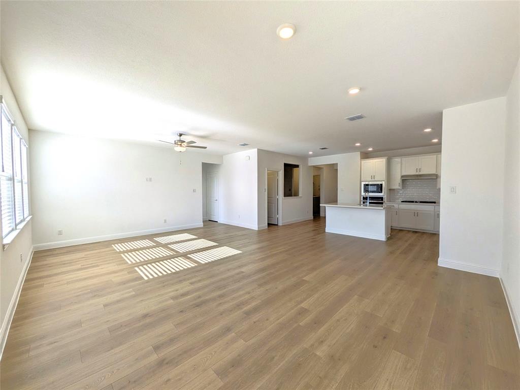 1457 Ranchero Rodeo Road Fort Worth, TX 76052 - Photo 14 of 40