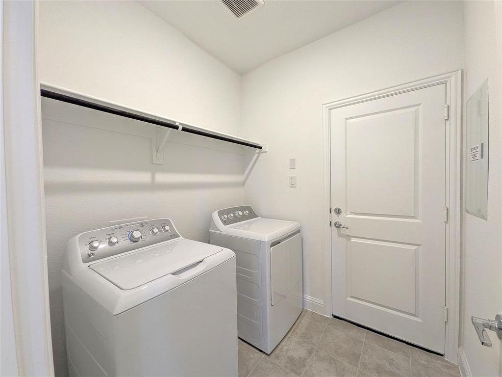 1457 Ranchero Rodeo Road Fort Worth, TX 76052 - Photo 31 of 40