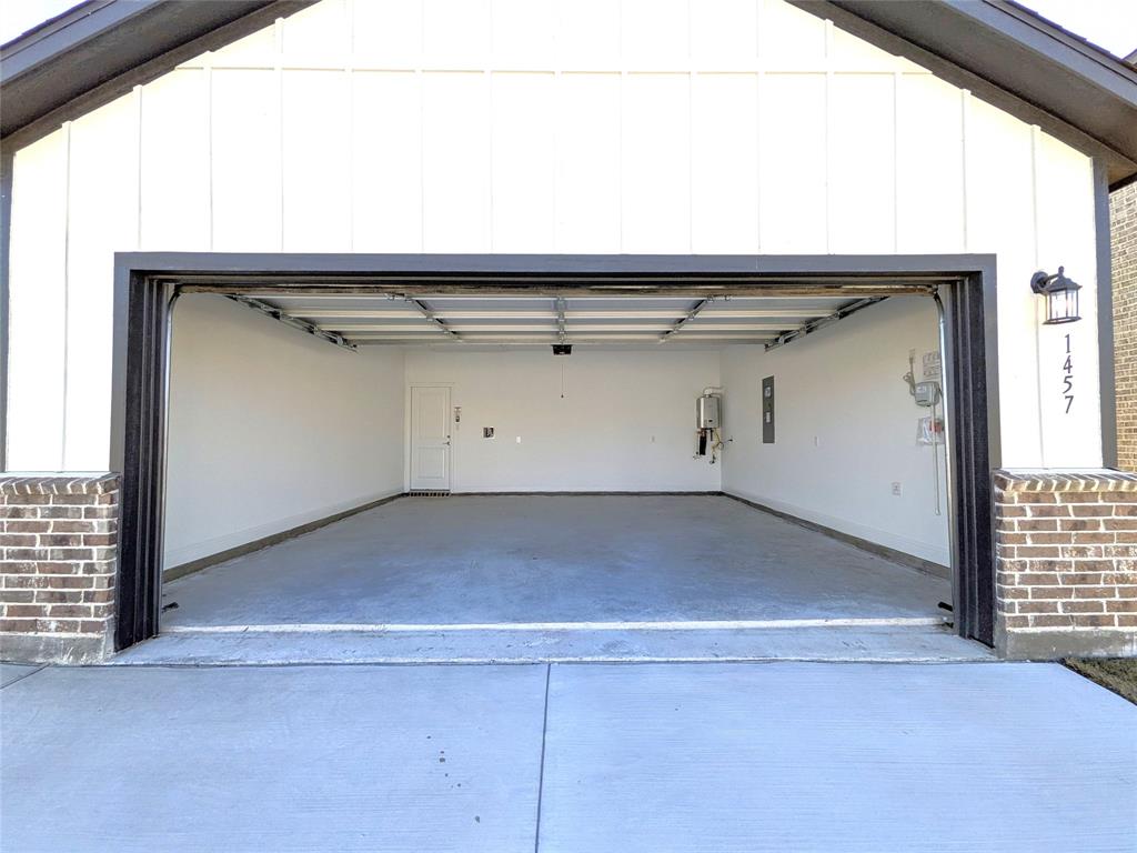 1457 Ranchero Rodeo Road Fort Worth, TX 76052 - Photo 33 of 40