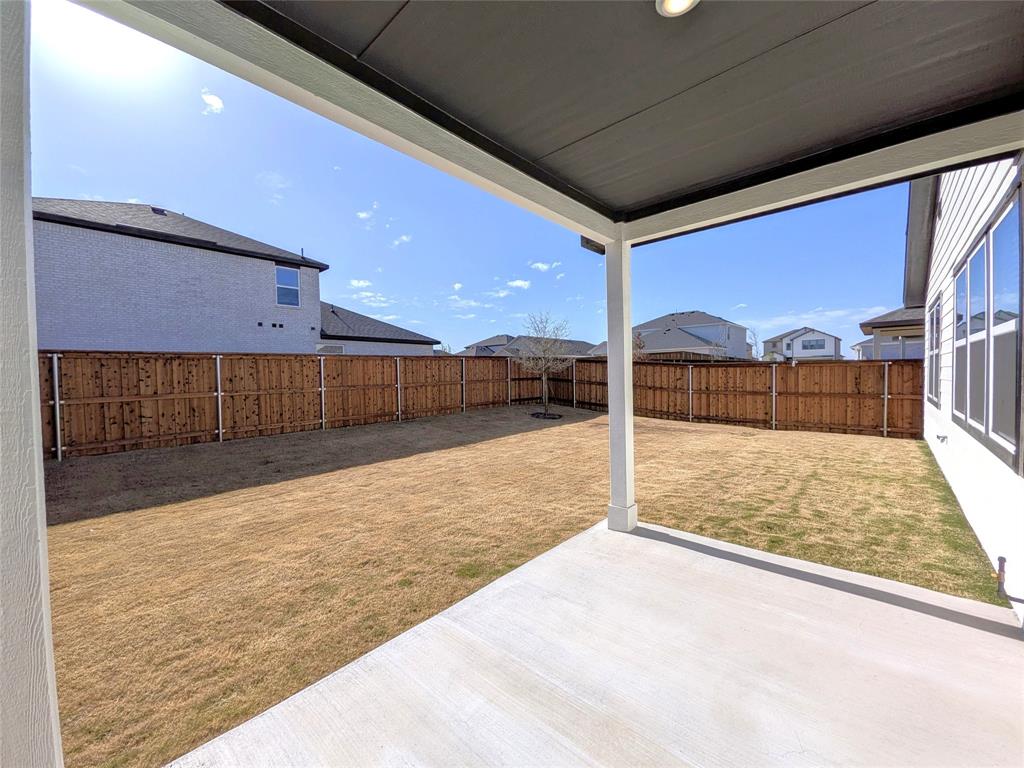 1457 Ranchero Rodeo Road Fort Worth, TX 76052 - Photo 34 of 40