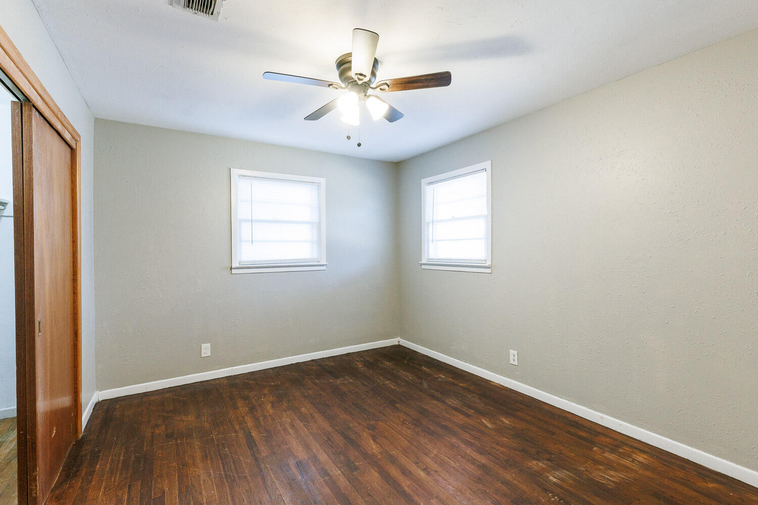 2116 36th Street Lubbock, TX 79412 - Photo 25 of 34 Bedroom Two