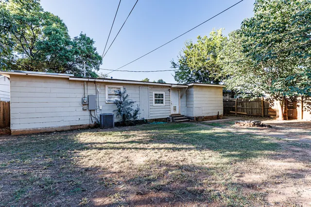 $120,000 | 2116 36th Street, Lubbock, TX 79412