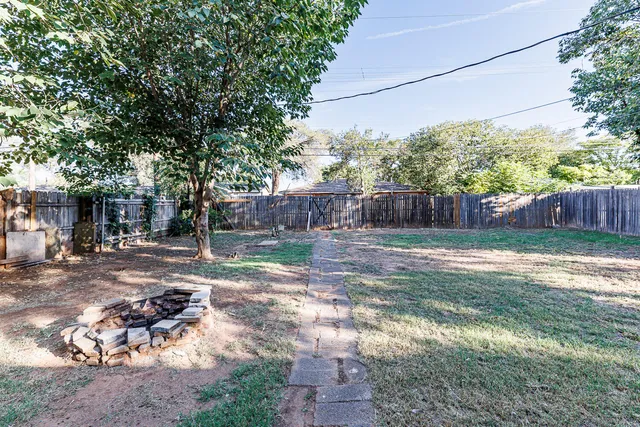 $120,000 | 2116 36th Street, Lubbock, TX 79412