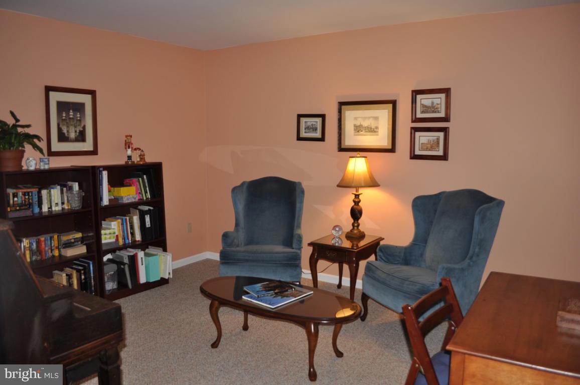 131 Chelsea Loop Lancaster, PA 17602 - Photo 5 of 40 Gallery Image 5