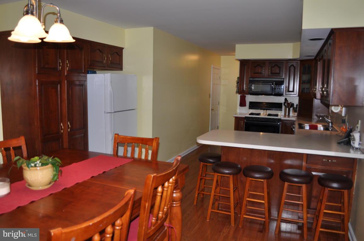 131 Chelsea Loop Lancaster, PA 17602 - Photo 9 of 40 Gallery Image 9