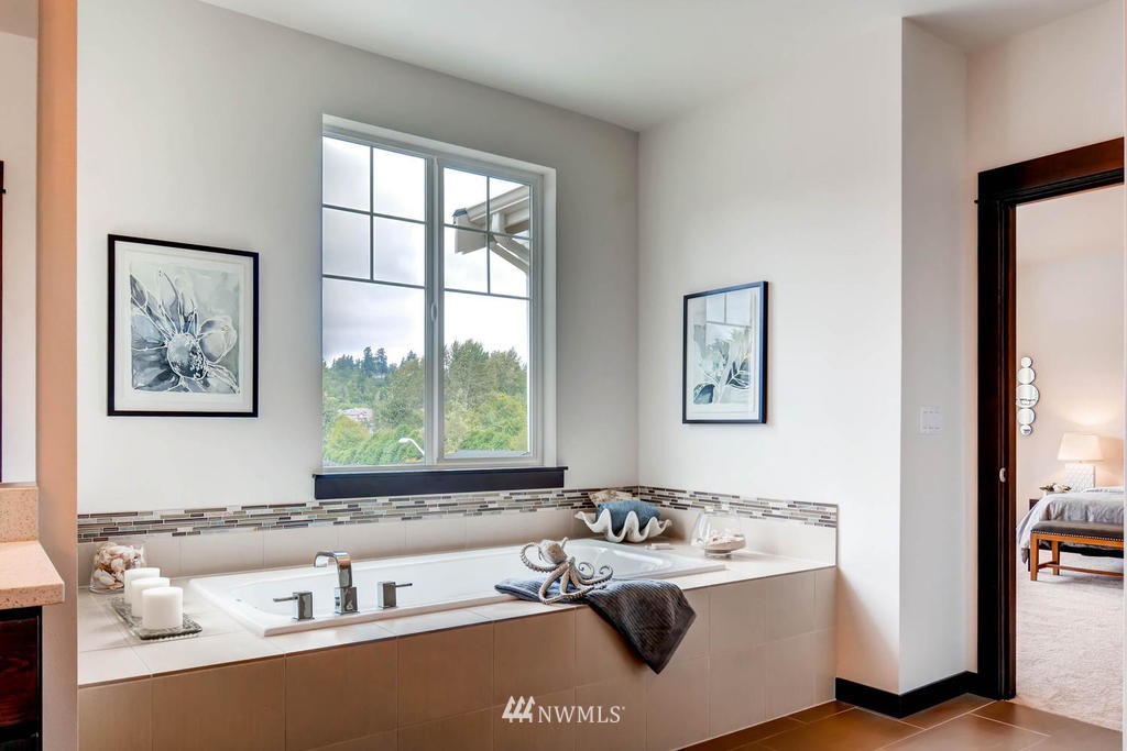 10137 Northeast 147th Street Bothell, WA 98011 - Photo 16 of 25 Gallery Image 16