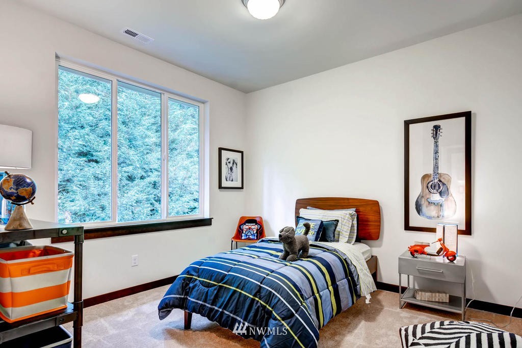 10137 Northeast 147th Street Bothell, WA 98011 - Photo 19 of 25 Gallery Image 19