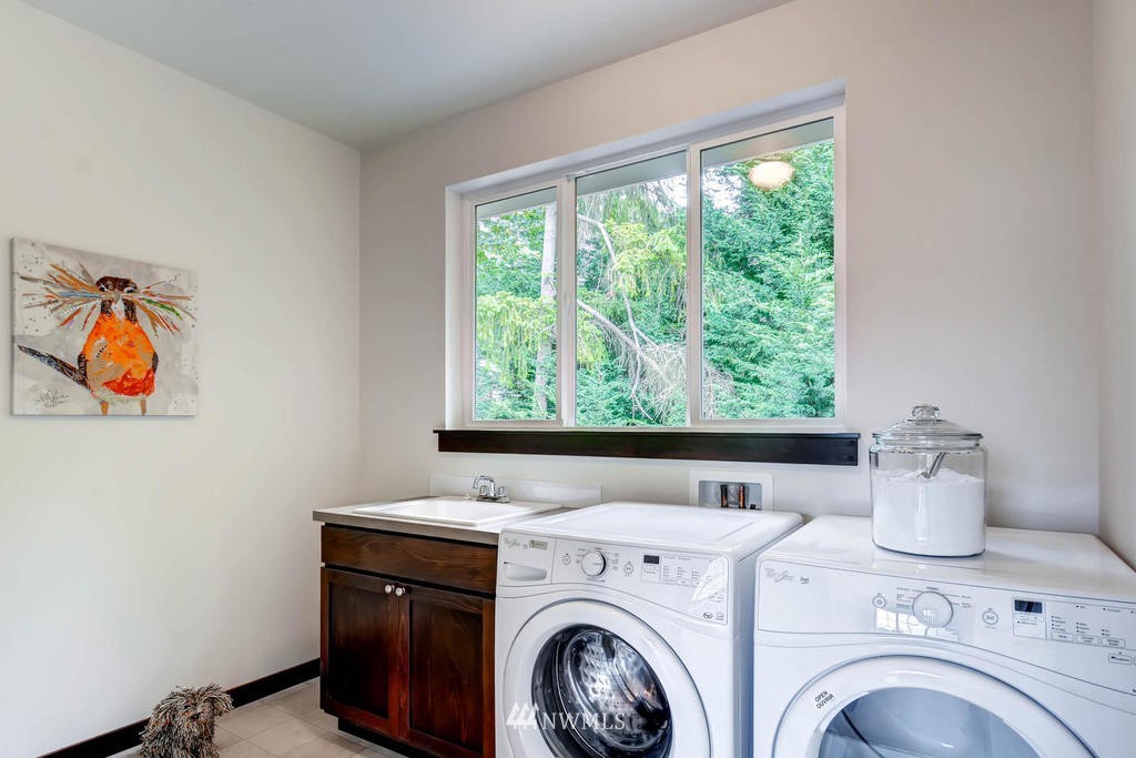 10137 Northeast 147th Street Bothell, WA 98011 - Photo 21 of 25 Gallery Image 21