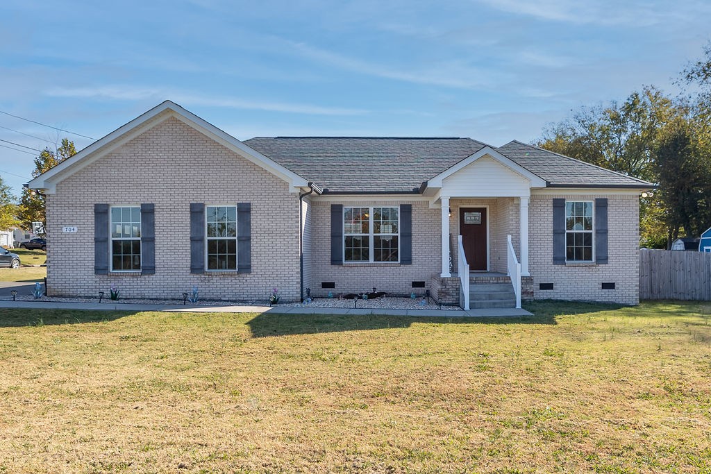 704 Rutherford Lane Columbia, TN 38401 - Photo 3 of 30 Gallery Image 3