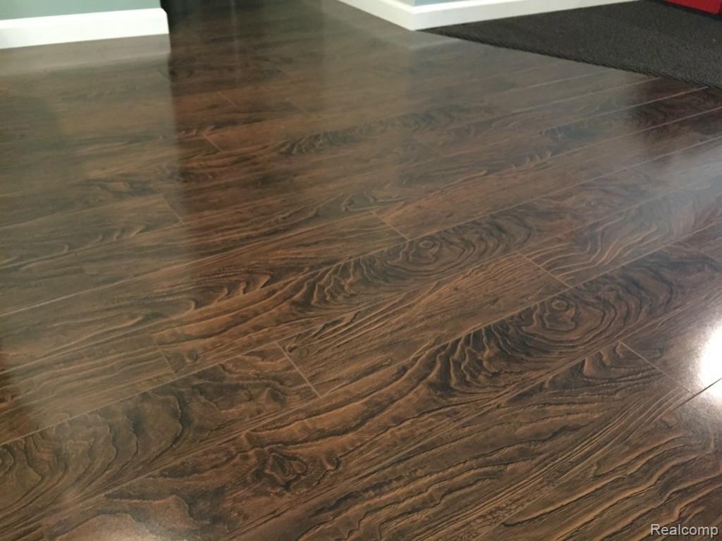 4961 East 10 Mile Road, Unit 2 Warren, MI 48091 - Photo 12 of 23 IMG_4595.jpg