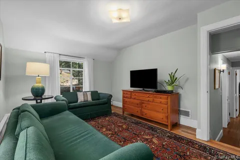 $799,000 | 51 Laurel Drive, Mount Kisco, NY 10549