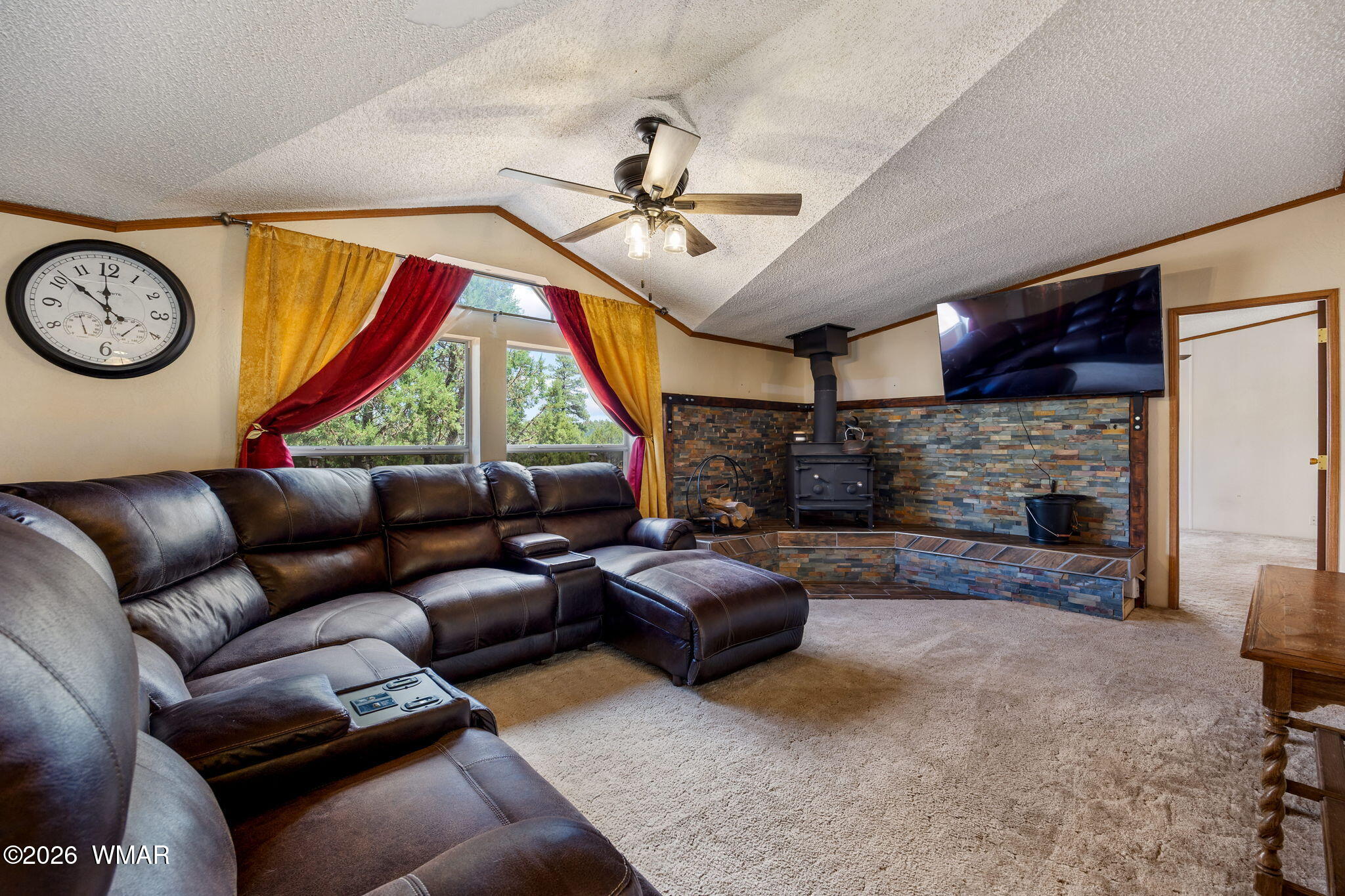 2163 Meadow Lane Overgaard, AZ 85933 - Photo 6 of 35