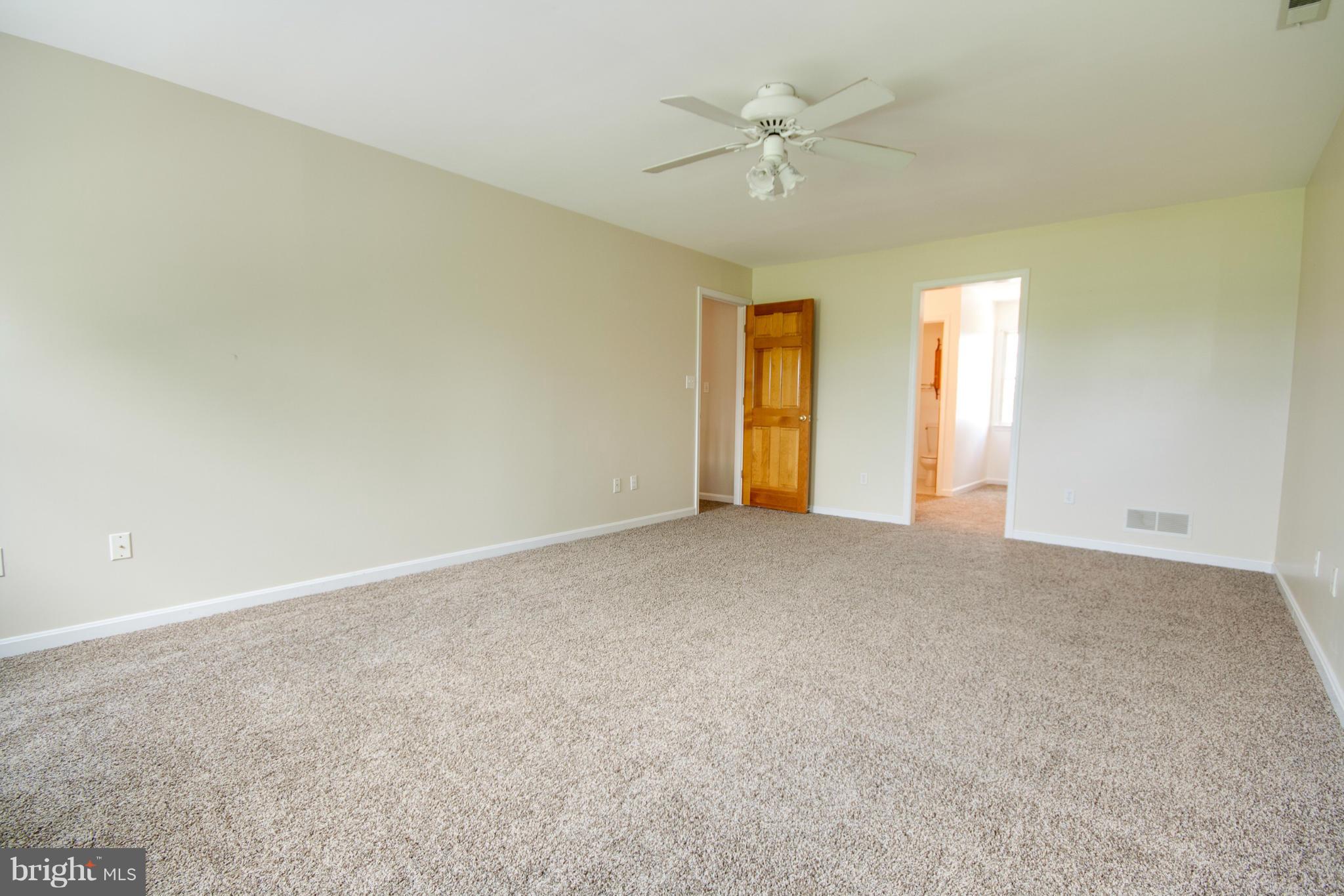 5758 Little Road Lothian, MD 20711 - Photo 18 of 30 Bedroom (Master)