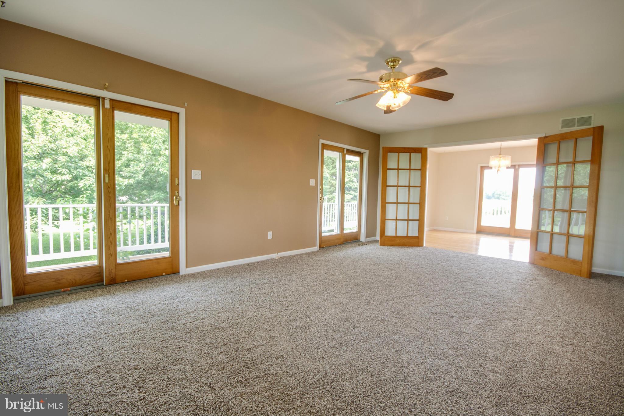5758 Little Road Lothian, MD 20711 - Photo 3 of 30 Living Room