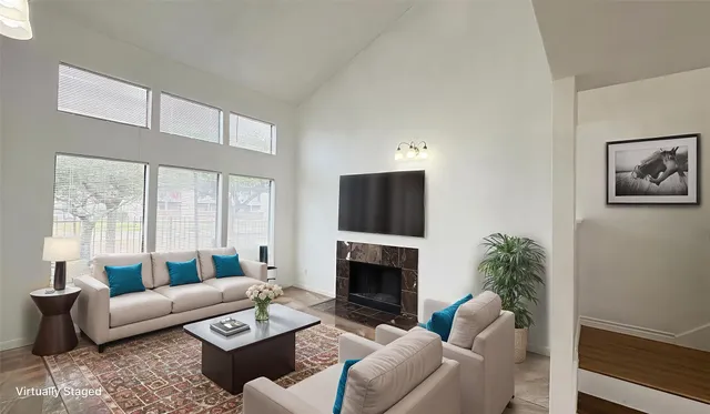 $15,000 | 6633 West Airport Boulevard, Unit 101, Houston, TX 77035