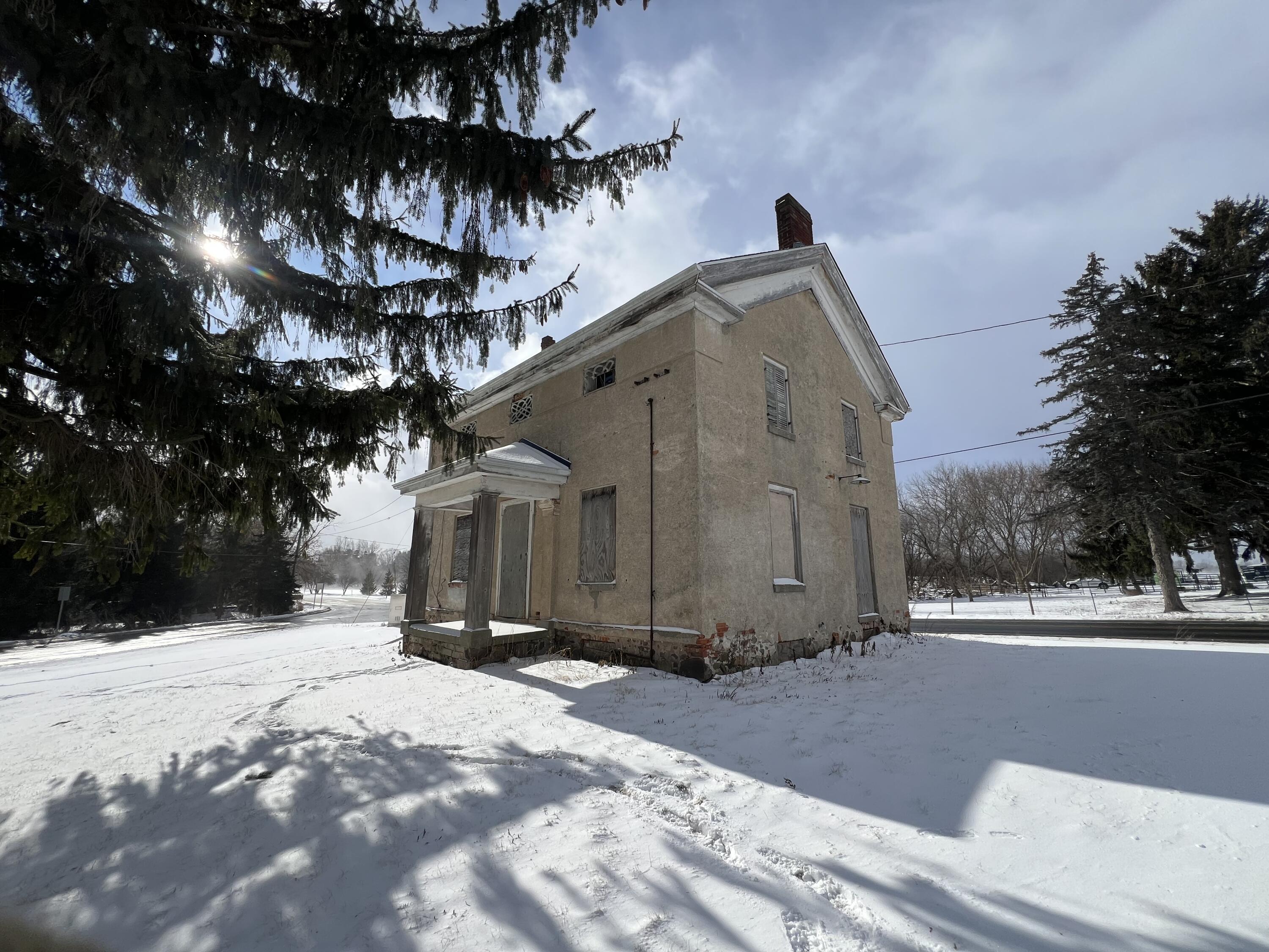 4576 Ann Arbor-Saline Road Ann Arbor, MI 48103 - Photo 5 of 6 IMG_1185