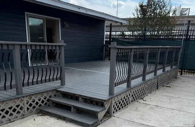 $2,500 | 451 Oak Street, San Antonio, TX 78215