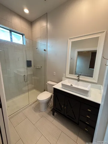 $2,500 | 451 Oak Street, San Antonio, TX 78215