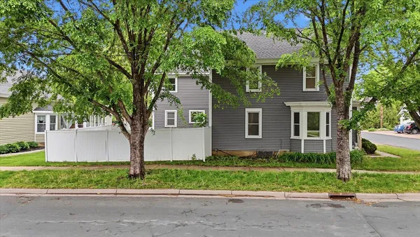 $342,000 | 302 3rd Street West, Hastings, MN 55033