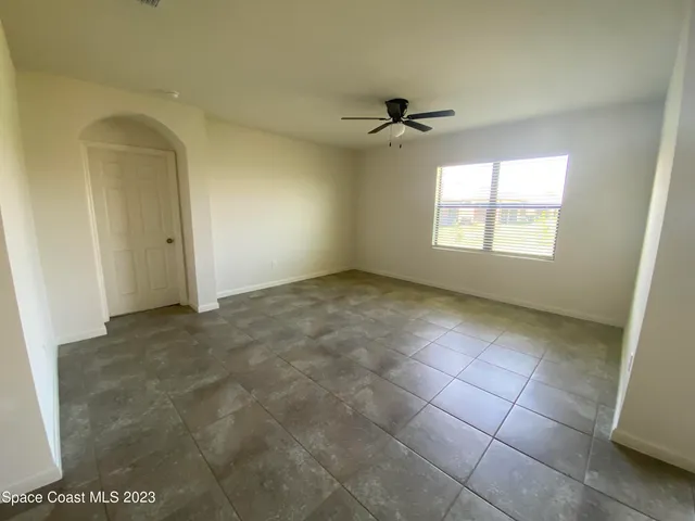 $2,095 | 510 Old Country Rd S East, Palm Bay, FL 32909