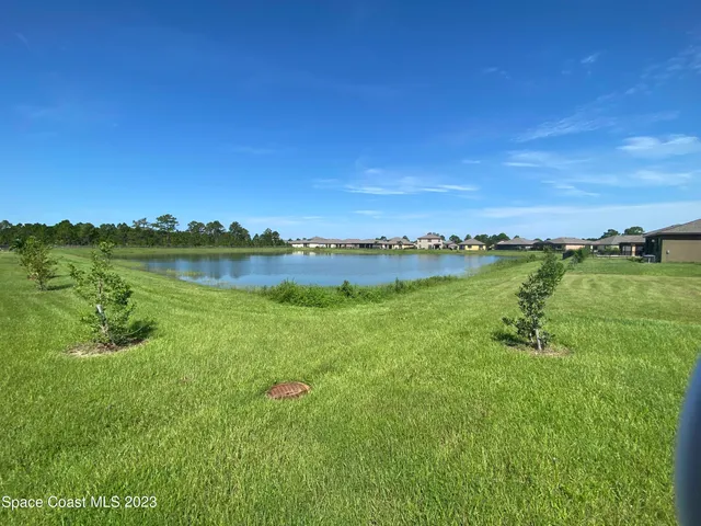 $2,095 | 510 Old Country Rd S East, Palm Bay, FL 32909