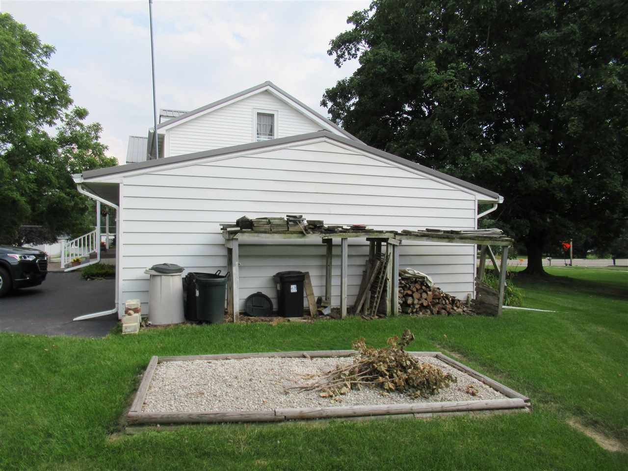 7216 Miller Road Swartz Creek, MI 48473 - Photo 55 of 56 50052462-54.JPG