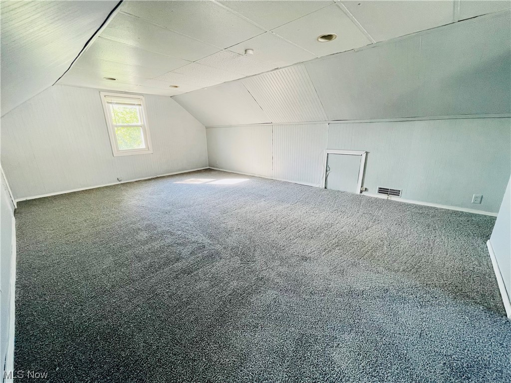 20205 Sumpter Road Cleveland, OH 44128 - Photo 14 of 18 Gallery Image 14