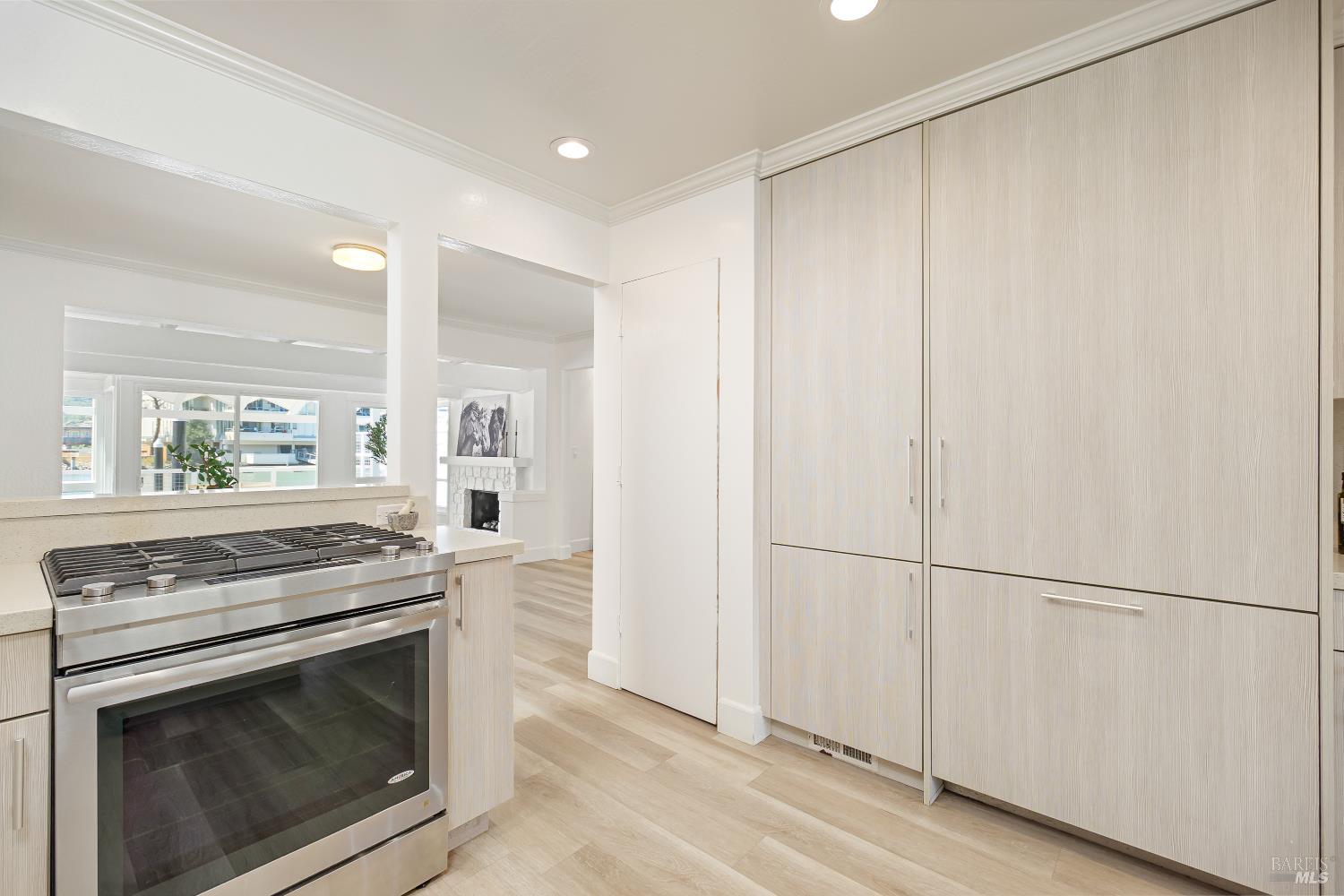 22 Mooring Road San Rafael, CA 94901 - Photo 7 of 75 Gallery Image 7