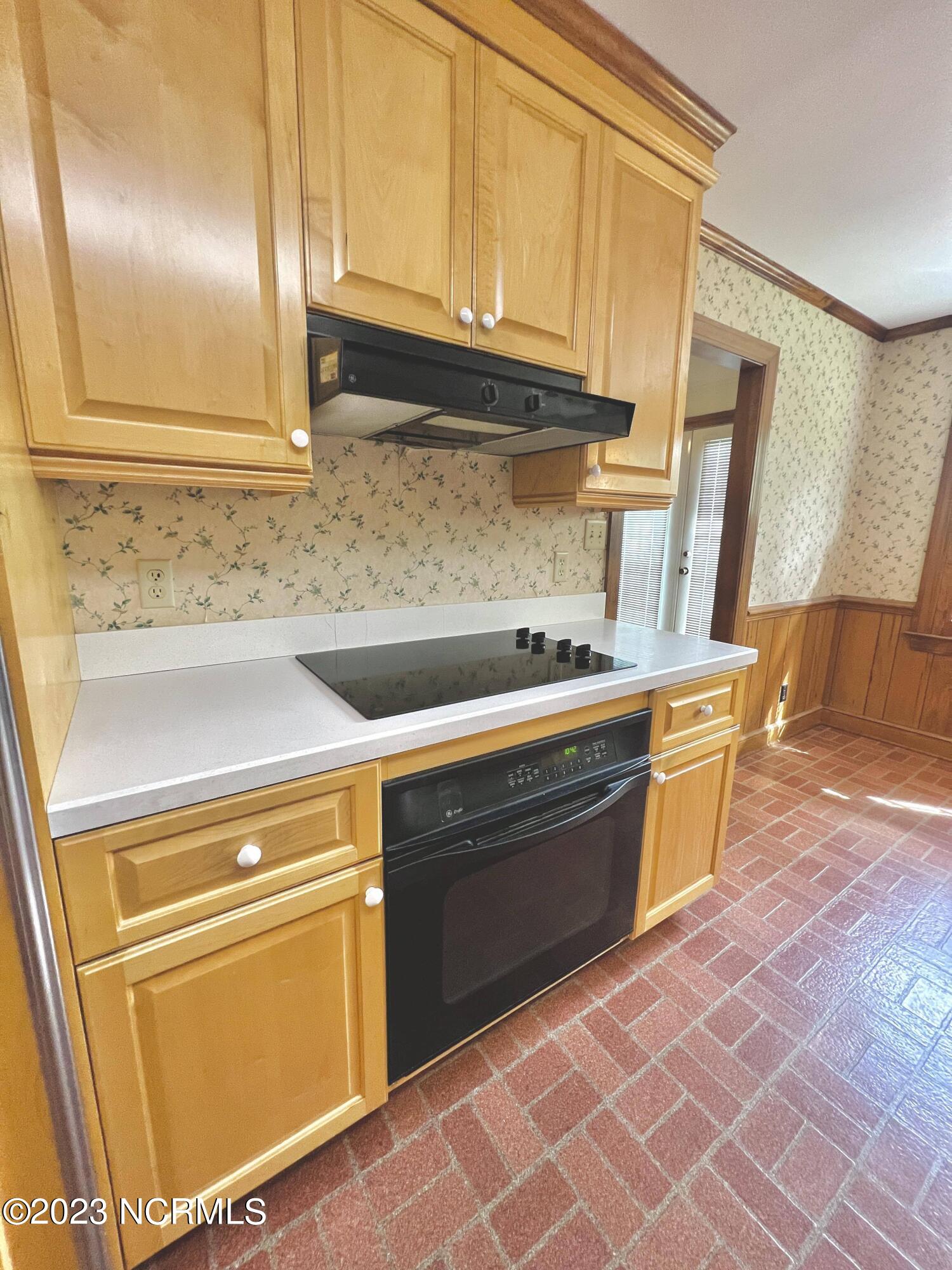 1905 Stanton Road Kinston, NC 28504 - Photo 25 of 86 387488900_636105778712288_91247042399099