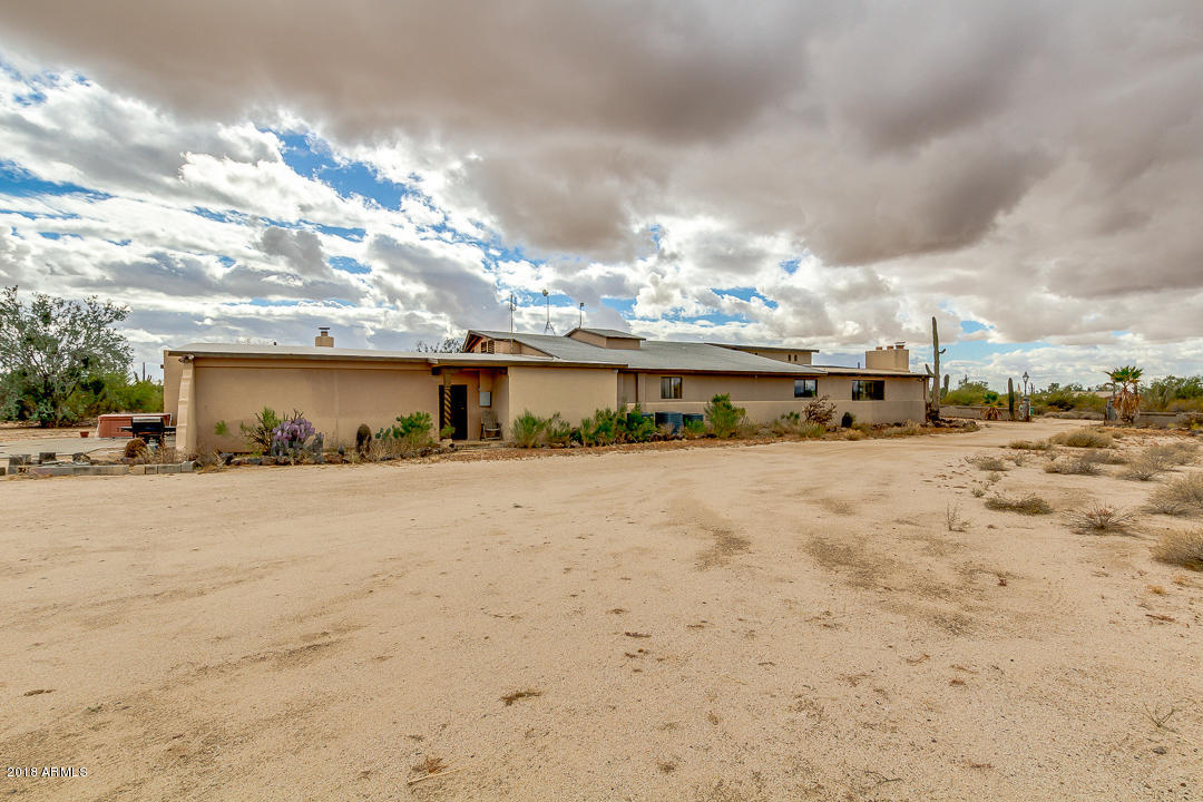 12577 North Hexcel Road Florence, AZ 85132 - Photo 28 of 35 Backyard