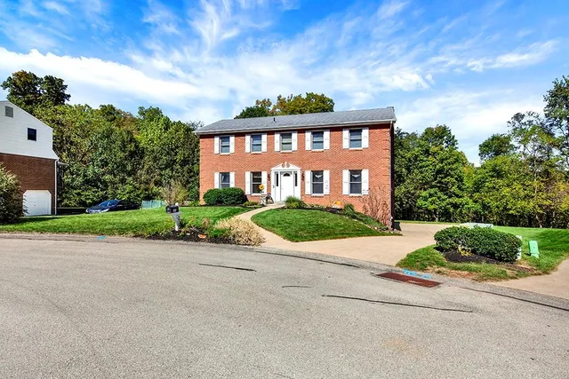 $439,900 | 109 Valeron Court, Irwin, PA 15642