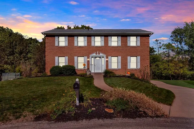 $439,900 | 109 Valeron Court, Irwin, PA 15642