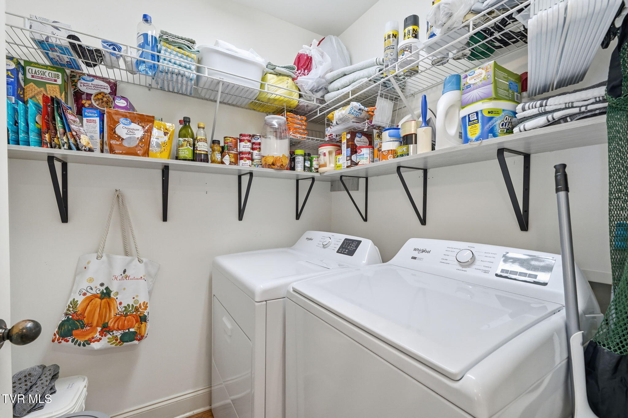 218 Cedar Creek Road, Unit 1 Johnson City, TN 37615 - Photo 14 of 20 6-web-or-mls-005_JH 20260214-116