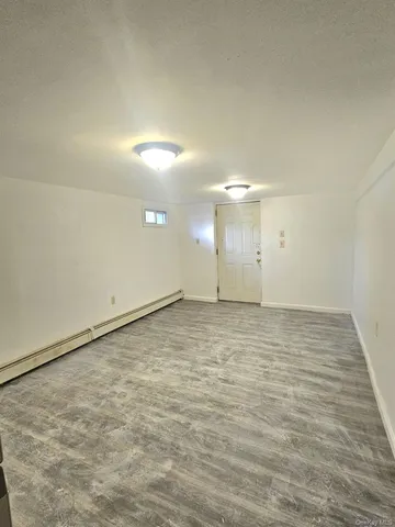 $2,000 | 7 Montgomery Street, Brentwood, NY 11717