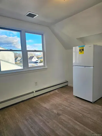 $2,000 | 7 Montgomery Street, Brentwood, NY 11717